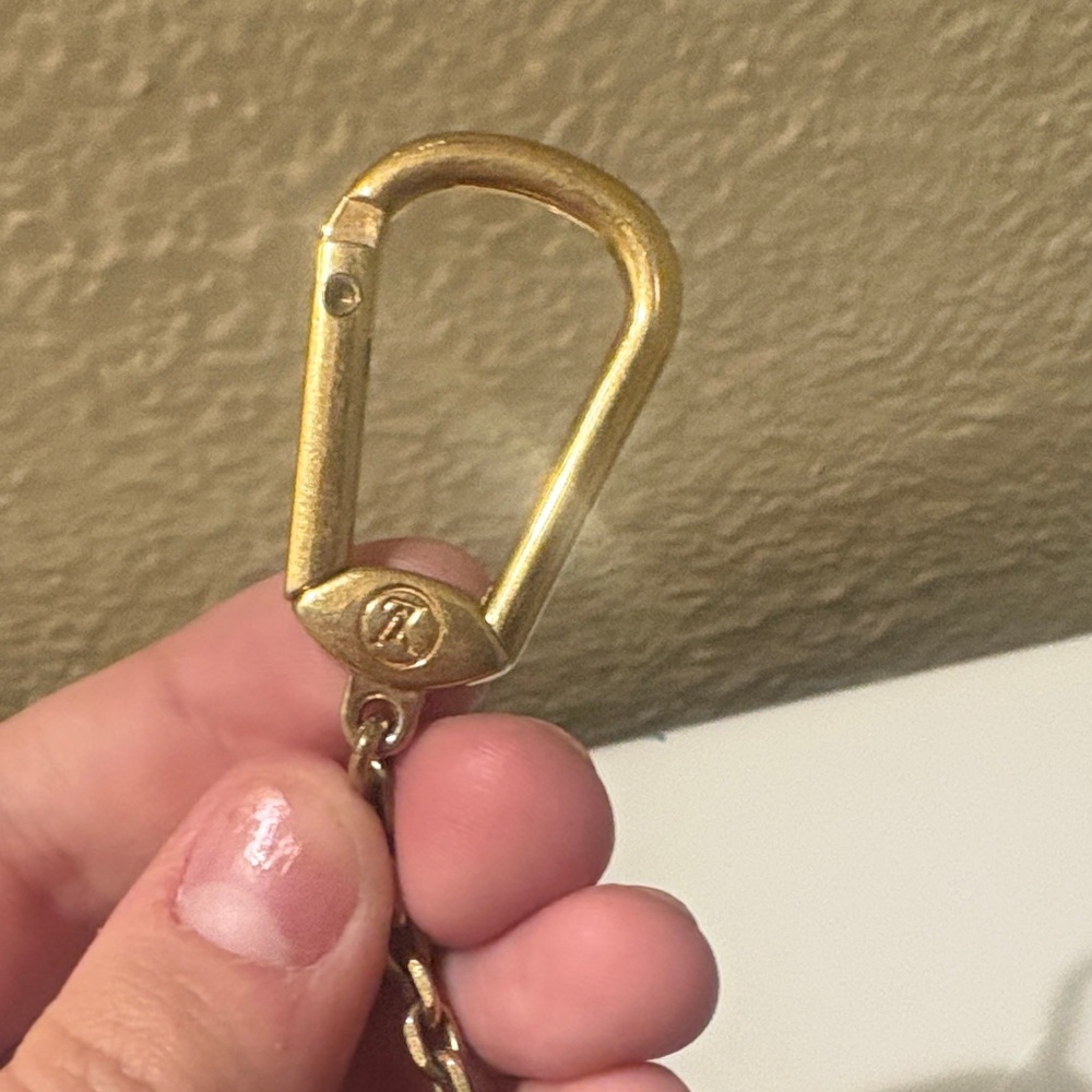 Louis Vuitton Monogram Key Holder - Black and Gold COA INCLUDED - Picture 2 of 4